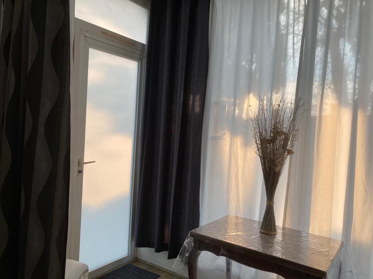 Gite Comme A La Maison イエール エクステリア 写真